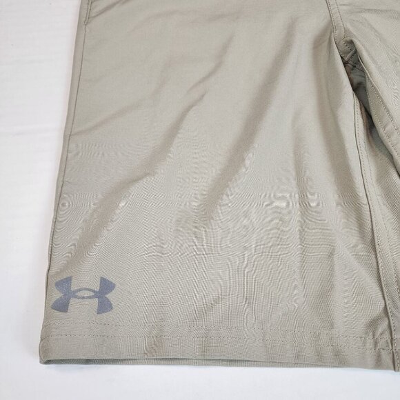 Under Armour boy sz 14 khaki performance shorts golf activewear preppy - Picture 2 of 9